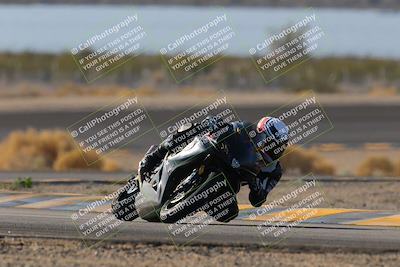 media/Dec-18-2022-SoCal Trackdays (Sun) [[8099a50955]]/Turn 14 (940am)/